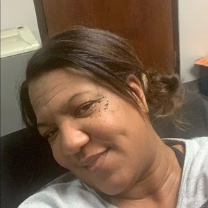 Meet your Posher, Sondra